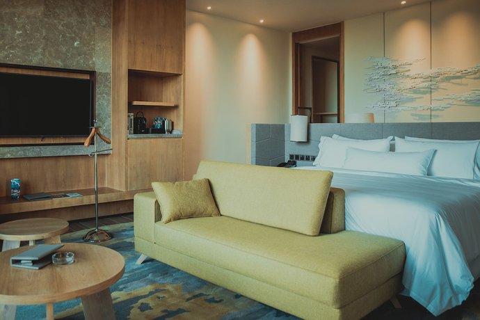 Imagen de la habitación del Hotel The Westin Shimei Bay Resort. Foto 13