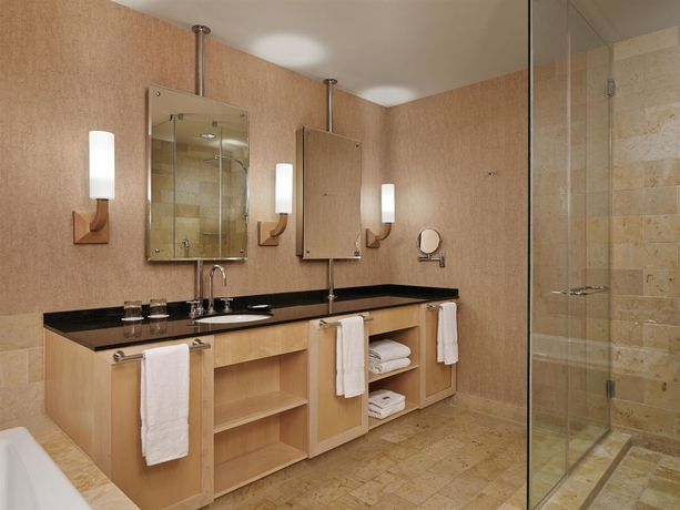 Imagen de la habitación del Hotel The Westin St. Louis. Foto 6