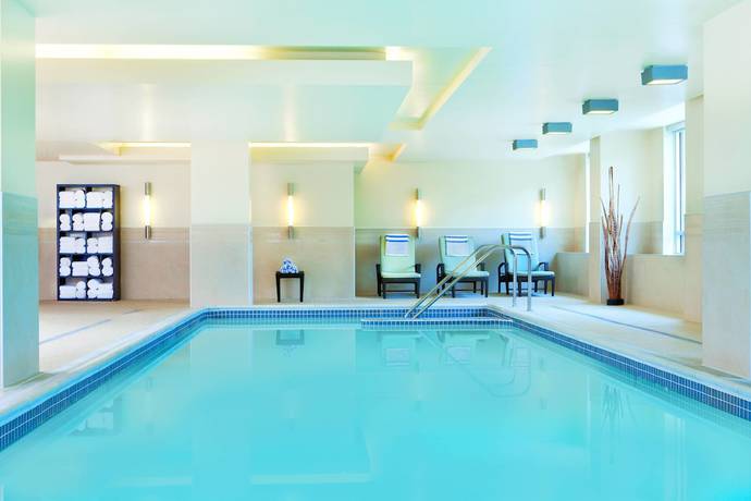 Imagen de la piscina del Hotel The Westin Washington Dulles Airport. Foto 20