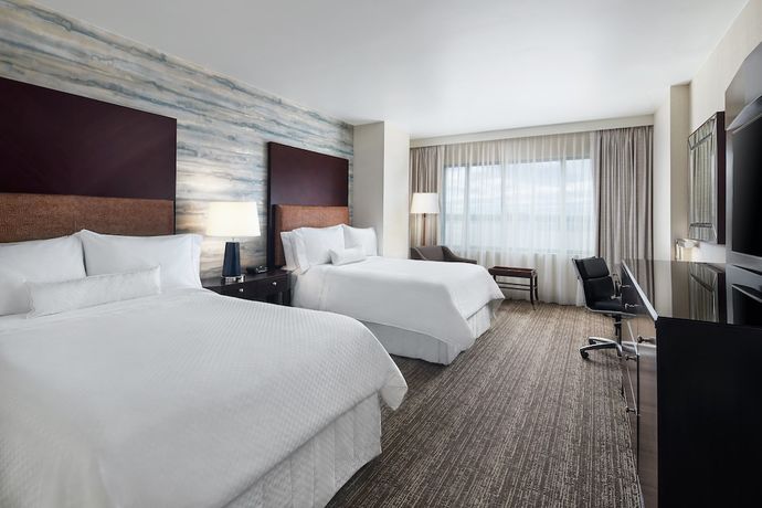 Imagen de la habitación del Hotel The Westin Washington National Harbor. Foto 6