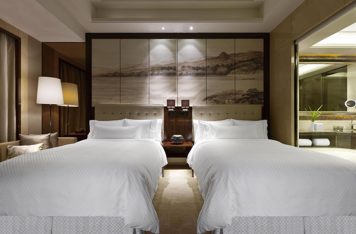 Imagen de la habitación del Hotel The Westin Wuhan Wuchang. Foto 1