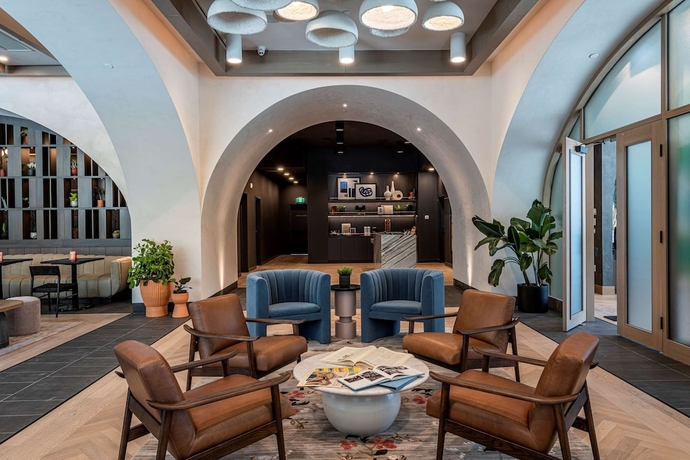 Imagen de los interiores del Hotel The Westley - Tapestry Collection By Hilton. Foto 15