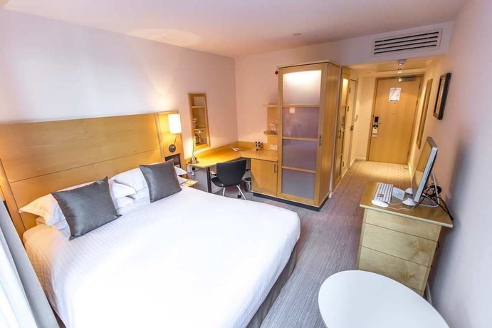 Imagen de la habitación del Hotel The Westminster London, Curio Collection By Hilton. Foto 7