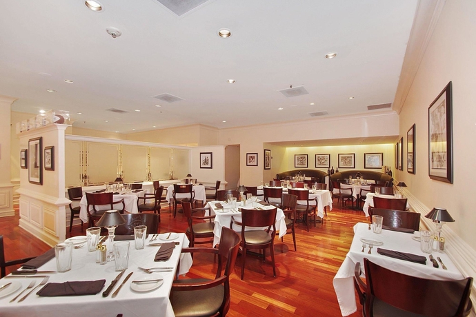 Imagen del bar/restaurante del Hotel The Westshore Grand, A Tribute Portfolio , Tampa. Foto 2