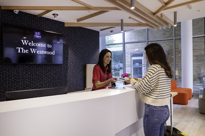 Imagen de los interiores del Hotel The Westwood, Galway. Foto 14