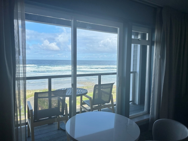 Imagen general del Hotel The Whaler. Foto 1