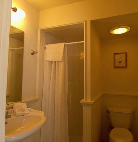 Imagen de la habitación del Hotel The Whaler's Inn. Foto 11