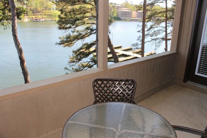 Imagen general del Hotel The Wharf Resort. Foto 6