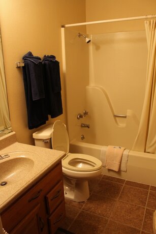Imagen general del Hotel The Wharf Resort. Foto 16