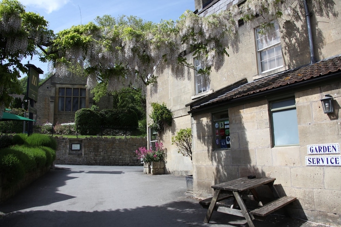 Imagen de los exteriores del Hotel The Wheelwrights Arms. Foto 8
