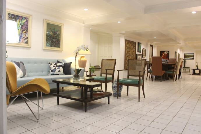 Imagen general del Hotel The White BandB Bacolod. Foto 3