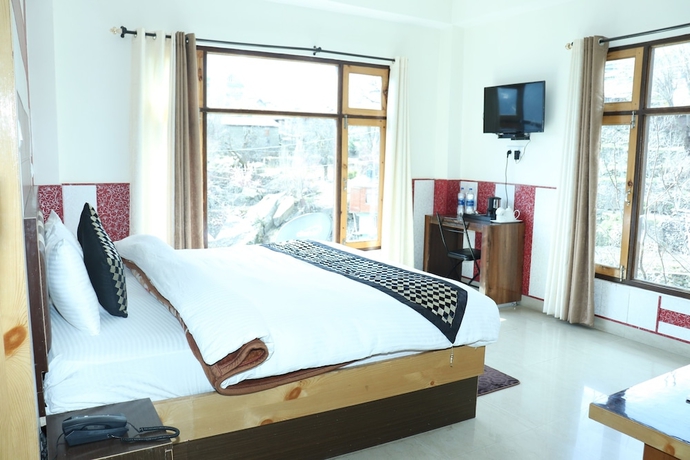 Imagen de la habitación del Hotel The White Castle, Kalpa. Foto 2