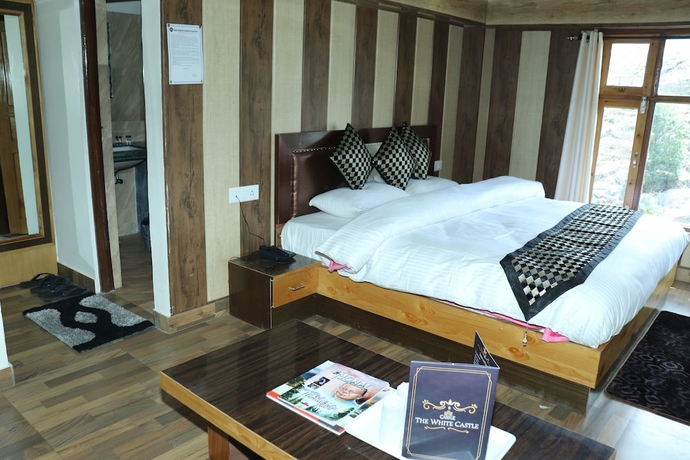 Imagen general del Hotel The White Castle, Kalpa. Foto 1