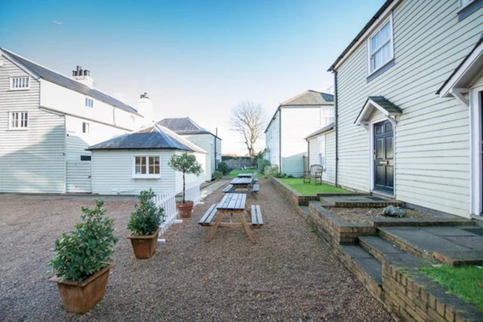 Imagen del bar/restaurante del Hotel The White Cliffs. Foto 8