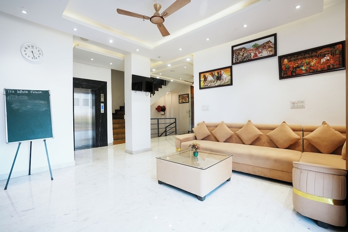 Imagen de los interiores del Hotel The White Fresco. Foto 14