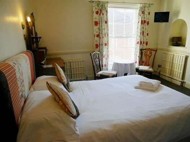 Imagen general del Hotel The White Hart Arkells Pub Group. Foto 6