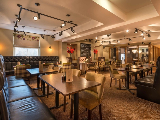 Imagen del bar/restaurante del Hotel The White Hart , Boston, Lincolsnhire. Foto 2