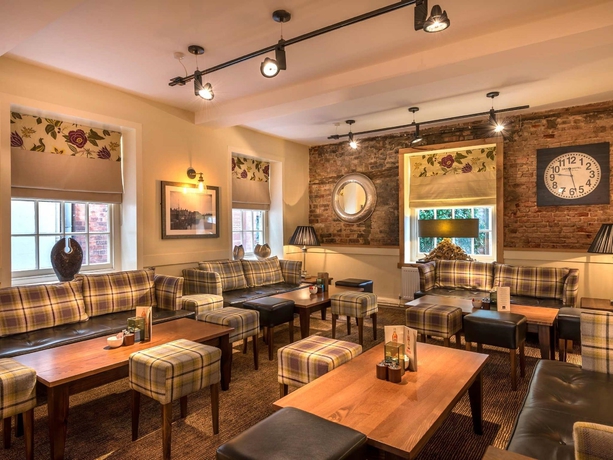 Imagen del bar/restaurante del Hotel The White Hart , Boston, Lincolsnhire. Foto 5