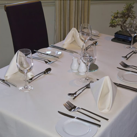 Imagen del bar/restaurante del Hotel The White Hart, Oldham. Foto 4