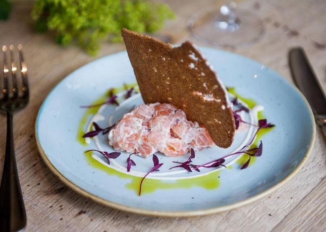 Imagen del bar/restaurante del Hotel The White Hart, Overton. Foto 3