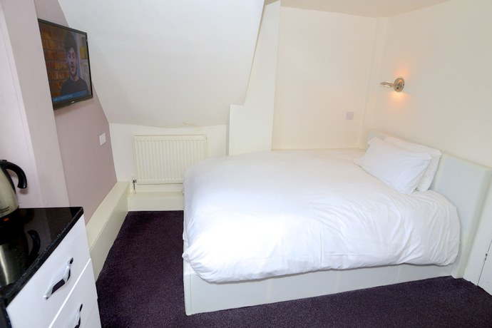 Imagen de la habitación del Hotel The White Hart, St Albans. Foto 9