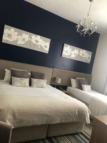 Imagen de la habitación del Hotel The White Hart, St Austell. Foto 6