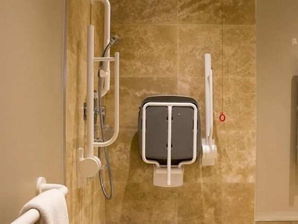 Imagen de la habitación del Hotel The White Hart, Stratton St Margaret. Foto 9