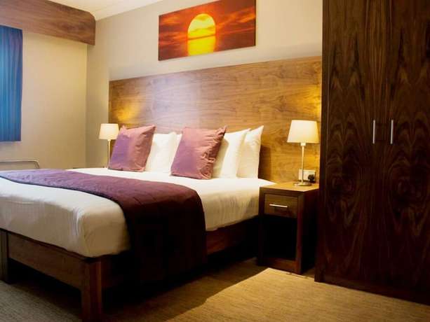 Imagen de la habitación del Hotel The White Hart, Stratton St Margaret. Foto 17