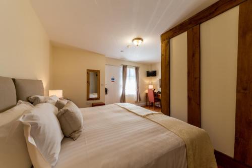 Imagen de la habitación del Hotel The White Hart, Welwyn. Foto 8