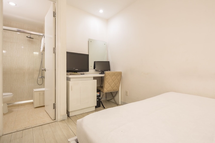 Imagen de la habitación del Hotel The White, Ho Chi Minh. Foto 12