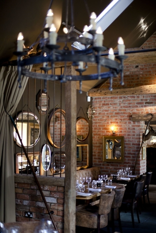 Imagen del bar/restaurante del Hotel The White Horse, CHICHESTER. Foto 9