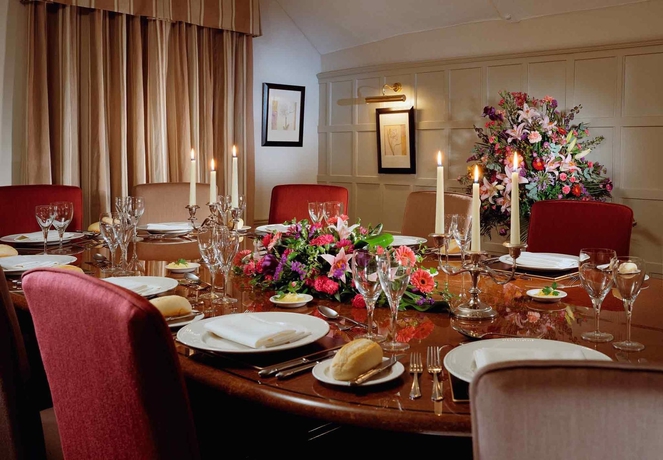 Imagen de los interiores del Hotel The White Horse, Dorking. Foto 10