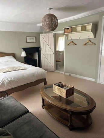 Imagen de la habitación del Hotel The White Horse, Faversham. Foto 1