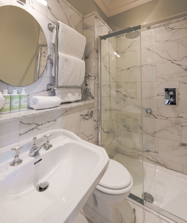 Imagen de la habitación del Hotel The White House. Foto 12