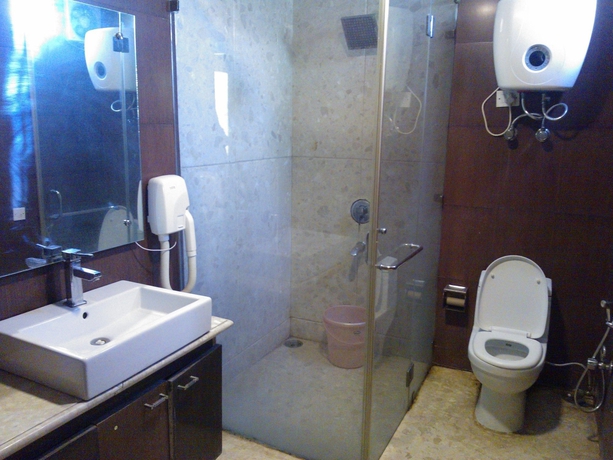 Imagen de la habitación del Hotel The White Klove. Foto 2