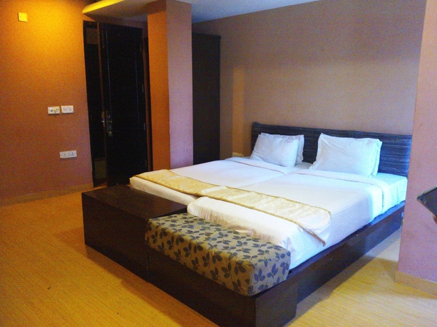Imagen de la habitación del Hotel The White Klove. Foto 7
