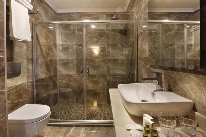 Imagen de la habitación del Hotel The White Orient. Foto 12