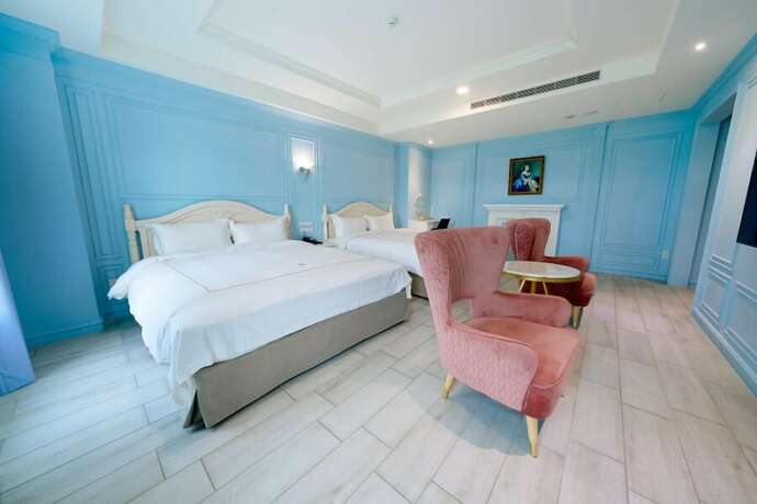 Imagen de la habitación del Hotel The White Paris. Foto 17