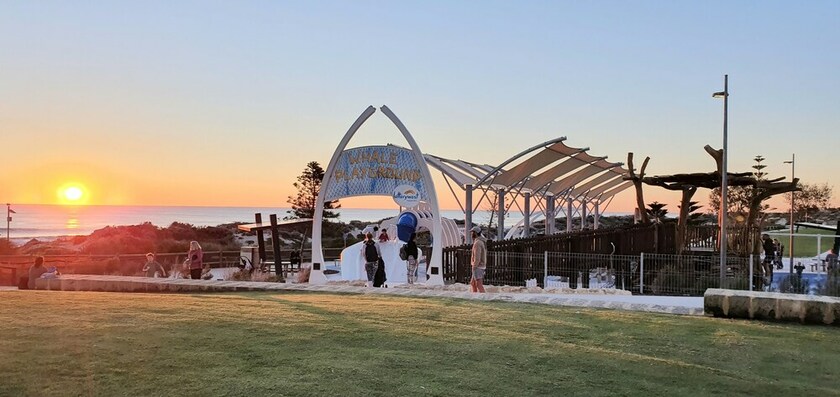 Imagen de los exteriores del Hotel The White Pearl Penthouse. Foto 32