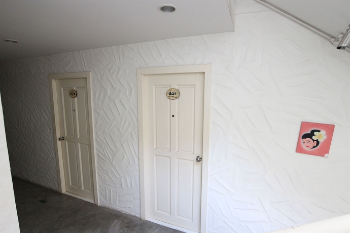 Imagen de los interiores del Hotel The White, Phi Phi. Foto 16