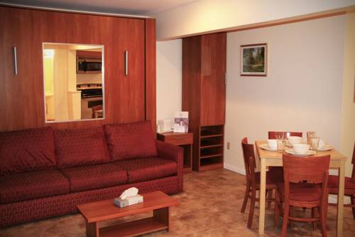 Imagen de la habitación del Hotel The White Sands Oceanfront Resort and Spa. Foto 2