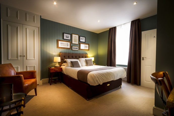 Imagen del bar/restaurante del Hotel The White Star Tavern. Foto 3