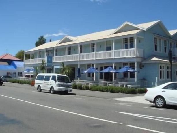 Imagen general del Hotel The White Swan Country. Foto 10