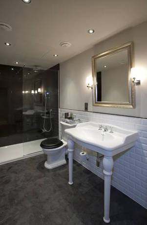 Imagen de la habitación del Hotel The White Swan, Stratford-upon-Avon. Foto 11