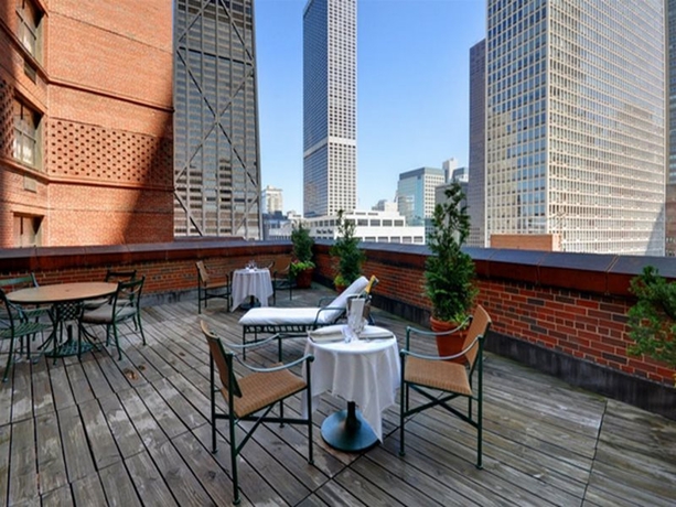 Imagen general del Hotel The Whitehall. Foto 7