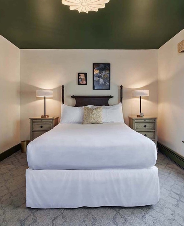 Imagen de la habitación del Hotel The Whitlock. Foto 7