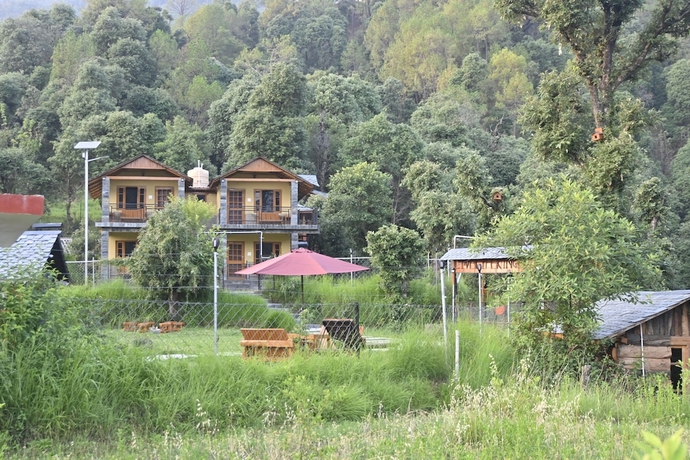 Imagen general del Hotel The Wild Planet - Treehouses and Cottages. Foto 1