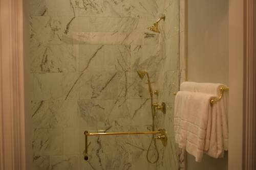 Imagen de la habitación del Hotel The William Boerne. Foto 6