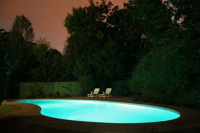 Imagen de la piscina del Hotel The Willow Inn. Foto 15