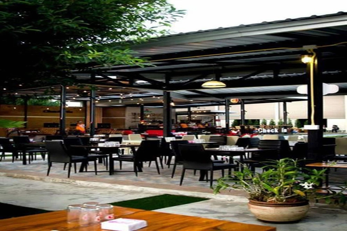 Imagen del bar/restaurante del Hotel The Win. Foto 2